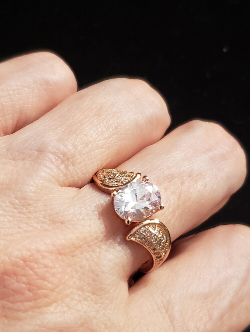 NEW 18K Hallmark Stamped Rose Gold Ring, Size 8.5 Lg Oval Center Stone w/Pavé